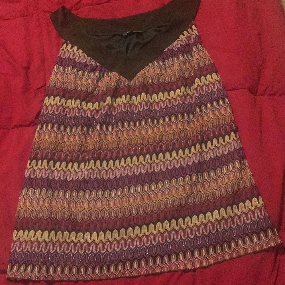 ❤️❤️NWOT UNIQUE, PRETTY & COLORFUL TANK TOP❤️❤️
